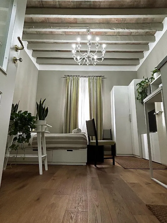 Room114 - Studio Apartment Near The Center Florenz 0*,